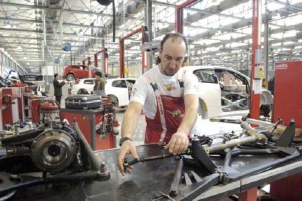 Fiat ar putea muta producţia Alfa Romeo în afara Italiei